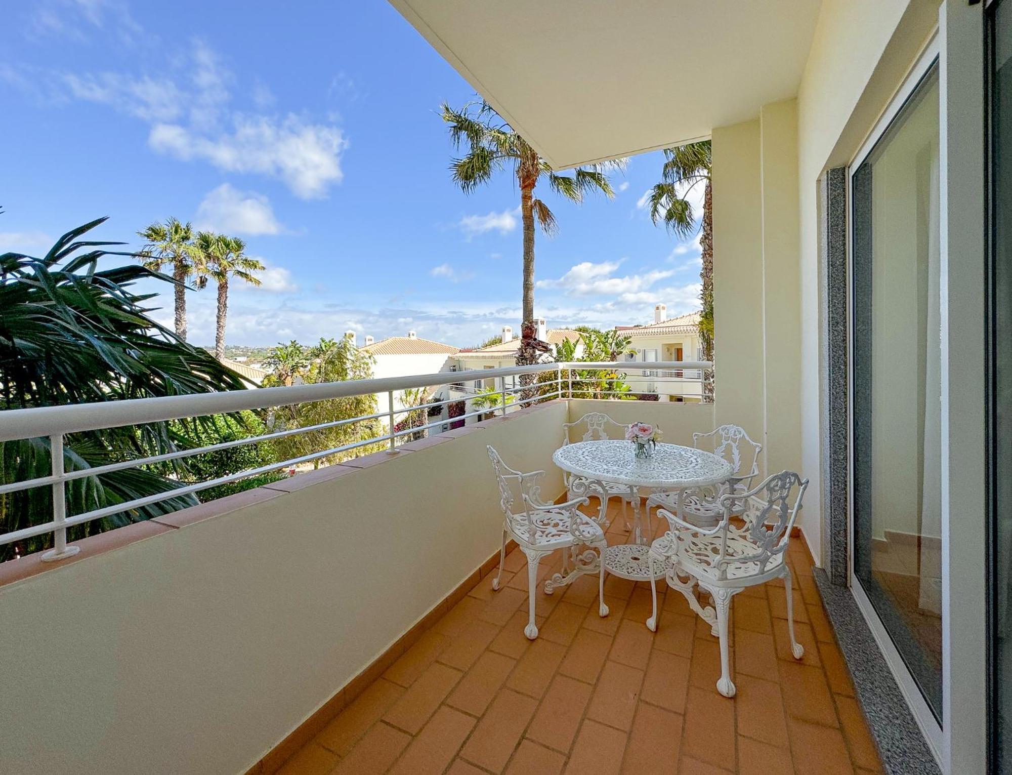 Holiday Beach Apartment Porto De Mos Lagos Bagian luar foto